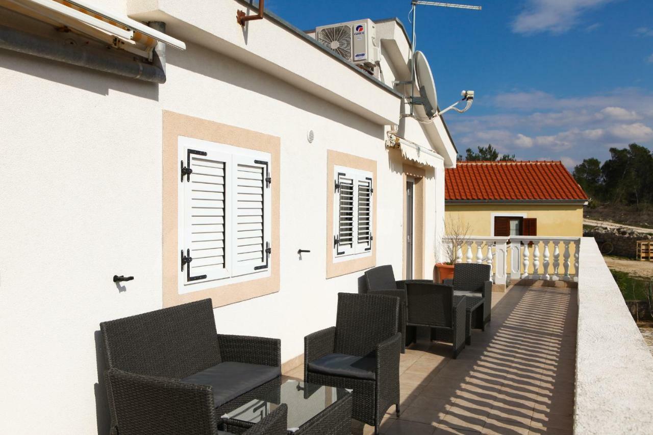 Apartments Vidrice Novigrad  Exterior foto