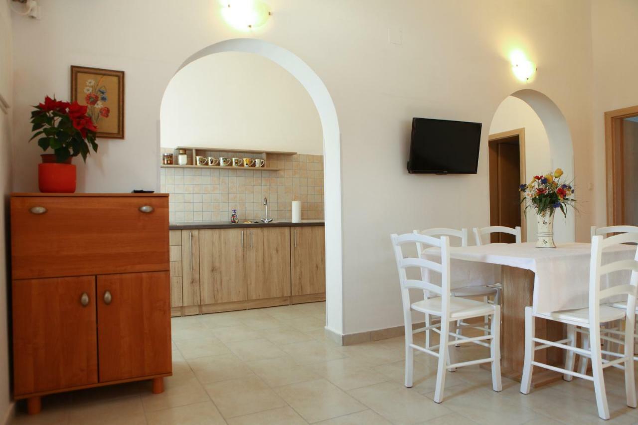 Apartments Vidrice Novigrad  Exterior foto
